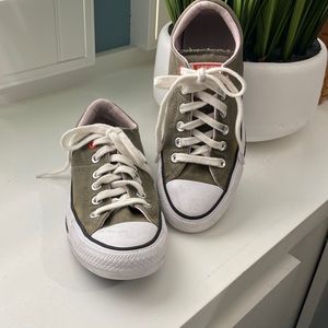 Converse All Stars Army Green, GUC shoes size 7.5